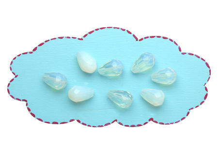 Opal / kropla fasetowana / 12x4mm / 2szt