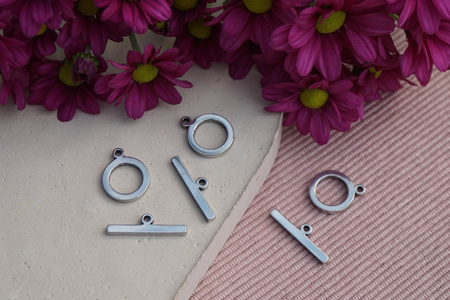Zapięcie toggle / klasyczne / stal chirurgiczna / 14,5x22mm / srebrny / 1szt