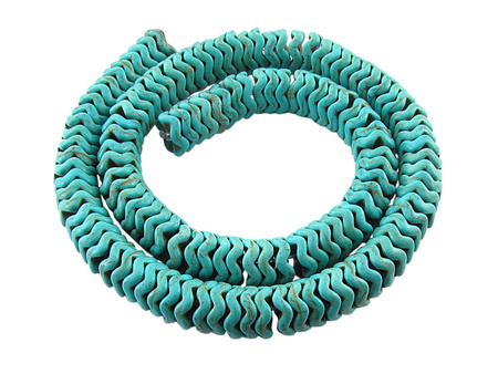 Howlit imitujący turkus, walec zygzak / turkusowy / 3x10mm / otwór 0,5mm / 140szt / 1sznur