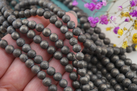 Piryt / kula / 6mm / sznur około 60szt