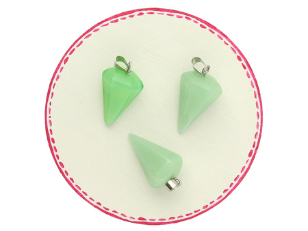 Jadeit / zawieszka z krawatką / hexagon grot / 25x14mm / zielony / 1szt