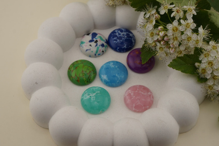 Kaboszon syntetyczny / malachit / koło / 20mm / 1szt