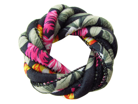 Rzemień Rinna™, ekologiczny szyty z bawełny w kwiaty 5x7mm / czarny / 1m