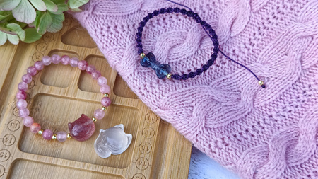 Kwarc truskawkowy / Kot / przekładka / 14x15x8mm / otwór 0.7mm / 1szt