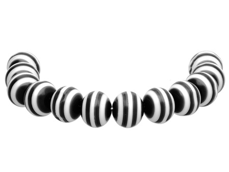 Koraliki z żywicy / kula / 5mm / czarno-biały / 36szt