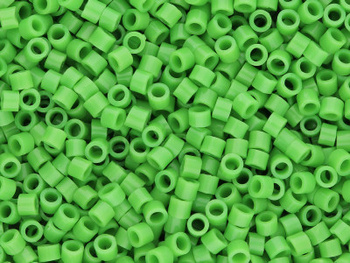 TOHO™ / Treasure 11/0 / Opaque / Mint Green / 5g / ~960szt