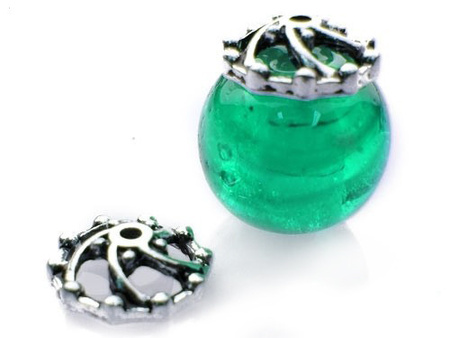 Nakładka na korale, ozdobna / kolor posrebrzany / 15x5mm / wielkosć otworu 2mm / 4szt