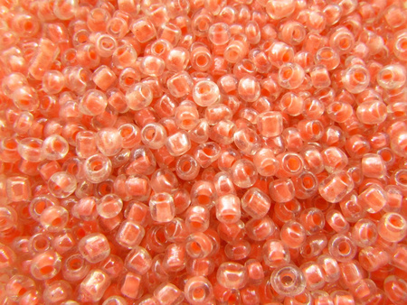 Koraliki szklane drobne, inside / Light Peach / 2,3mm / otwór round / 20g