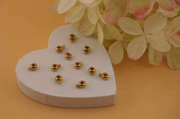 Zaciski ozdobne / stal chirurgiczna / 3,5mm / kolor złoty / 4szt