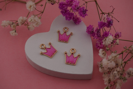 Korona różowa / zawieszka / 12x11mm / metal / złoty / 1szt
