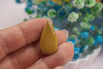 Jaspis / kaboszon / klasa AAA / 27x14x6mm / beżowy / 1szt