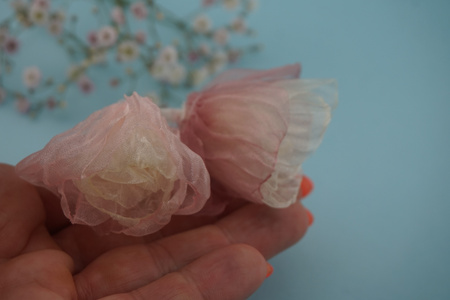 Kwiatek ozdobny / organza / różowo biały / ok 35mm / zestaw 2szt