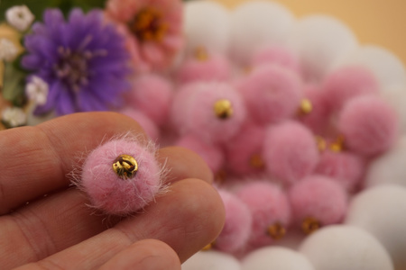 Pomponik / zawieszka / 15mm / różowy /1szt