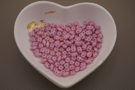 SuperDuo™ / 2.5x5mm / Luster - Metallic Pink / 10g