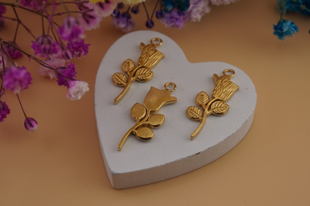 Róża / zawieszka ze stali chirurgicznej / 10x25mm / złoty / 1szt