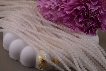 Kocie oko / kula / 4mm / kremowy / ok 90 szt / 1 sznur