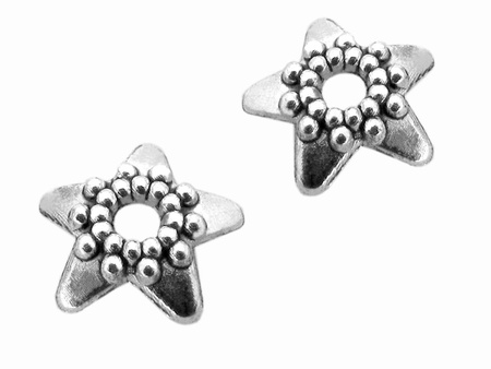 Nakładka ozdobna gwiazdka / kolor srebrny / średnica 6mm / wielkosć otworu 1mm / 30szt.