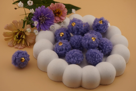 Pomponik baranek / zawieszka / 20mm / lawenda / 1szt