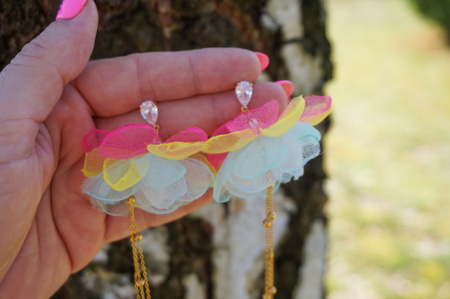 Kwiatek ozdobny / zawieszka / 35x45mm / metal, organza / żółty / 1szt