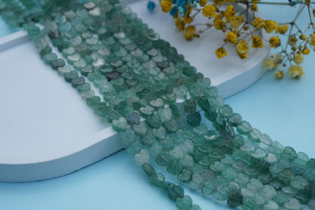 Kwarc truskawkowy zielony / serce / 6mm / 10szt