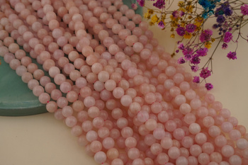 Morganit różowy / kula / 6mm / sznur / około 60szt