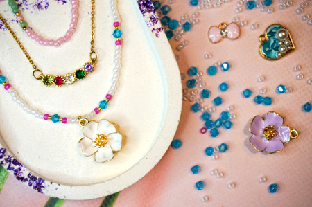 Kolorowe cyrkonie / łącznik / mosiądz pozłacany / 28x7mm / złoty, multikolor / 1 szt