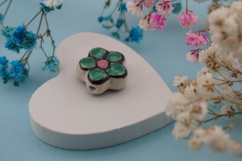 Kwiatek ceramiczny malowany ręcznie / 15mm / zielony / ceramika / 1szt