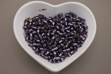 TOHO™ / Round / 6/0 / Silver-Lined Tanzanite / 10g