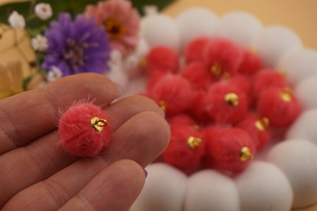 Pomponik / zawieszka / 15mm / koralowy / 1szt