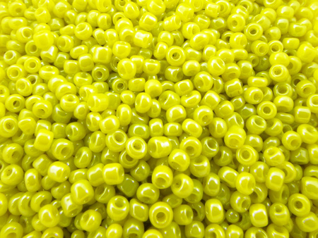 Koraliki szklane drobne, opaque lustered / Lemon / 2,3mm / otwór round / 20g