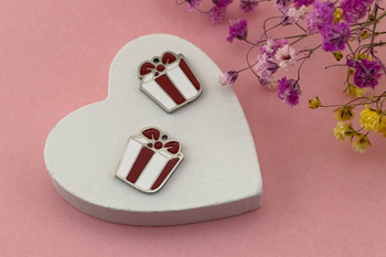 Prezent zielony / zawieszka emaliowana / stal chirurgiczna / 12x14mm / srebrny / 1szt