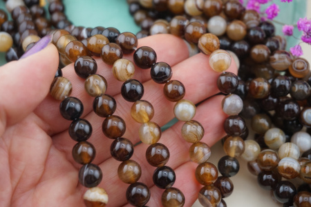 Agat Pasiasty Coffe / kula / 8mm / sznur / około 45szt