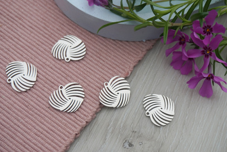 Serce / zawieszka / stal chirurgiczna / 15x17mm / srebrny / 1szt