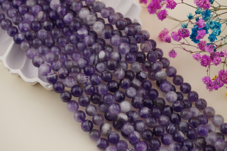 Dream Ametyst / kula / 6mm / sznur / około 60szt