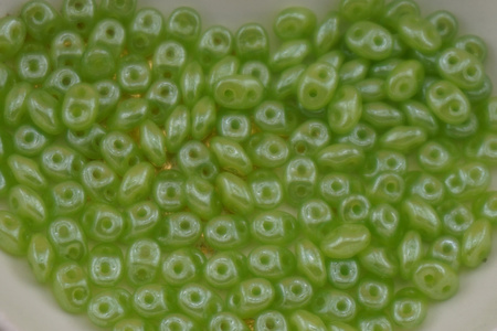 SuperDuo™ / 2.5x5mm / Luster - Milky Dk Peridot / 10g