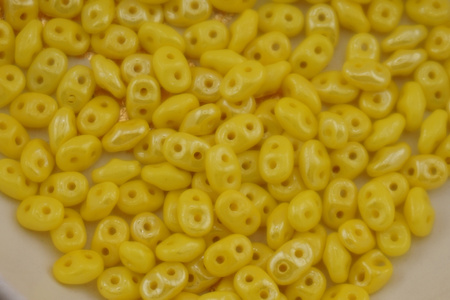 SuperDuo™ / 2.5x5mm / Luster - Opaque Limon / 10g