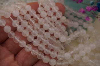 Kryształ górski / kula / 6mm / sznur / około 60szt