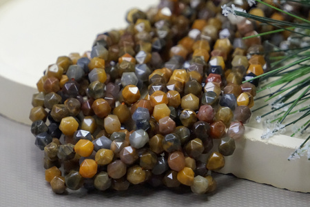 Ocean stone żółty / kula fasetowana, kształt diament / 6mm / sznur / około 55szt
