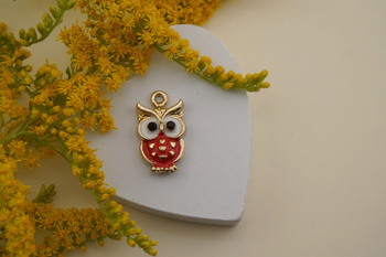 Sowa / czerwony / zawieszka emaliowana / 20x11mm / metal / złoty / 1szt