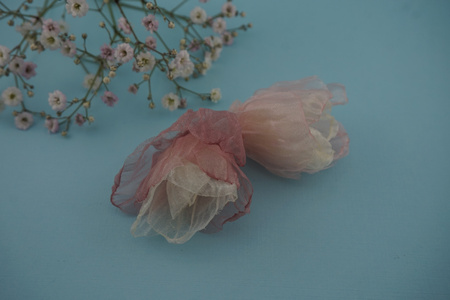 Kwiatek ozdobny / organza / różowo biały / ok 35mm / zestaw 2szt