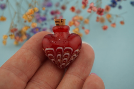 Fiolka / czerwony / szkło lampwork / 27x25mm / 1szt