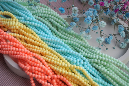 Milly™ / kula / 4mm / seledynowy / 115szt