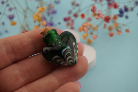 Fiolka / zielony / szkło lampwork / 27x25mm / 1szt