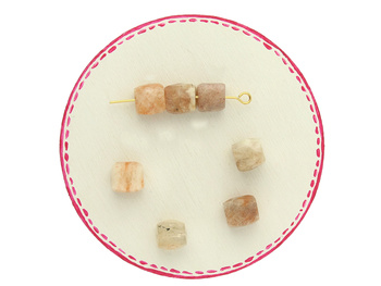 Kamień słoneczny / kostka fasetowana / 8x8mm / 1szt