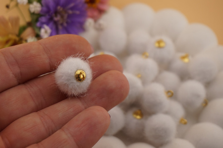 Pomponik / zawieszka / 15mm / biały / 1szt