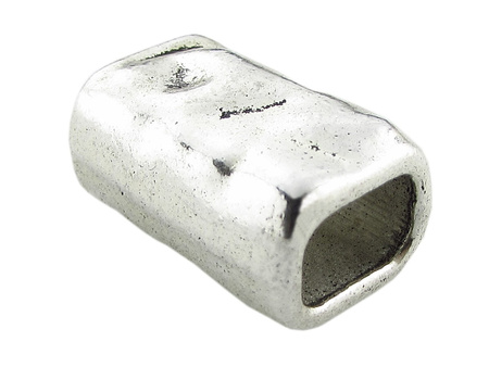 Przekładka ozdobna, gnieciona/ tunel / duży otwór / kolor srebrny / 19x14x10mm / 1 szt.