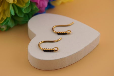 Bigle otwarte ozdobne / czarne cyrkonie / stal chirurgiczna / 11,5x14mm / złoty / 2szt