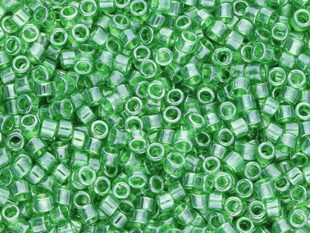TOHO™ / Treasure / 11/0 / Transparent Lustered / Peridot / 5g / ~960szt