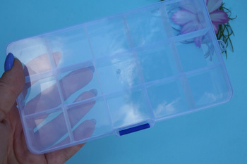 Organizer prostokątny / plastikowy / 15 przegródek / 128x97x22mm / 1szt