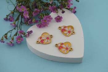Serce w kwiatki różowe / łącznik / stal chirurgiczna / 10x13mm / złoty / 1szt